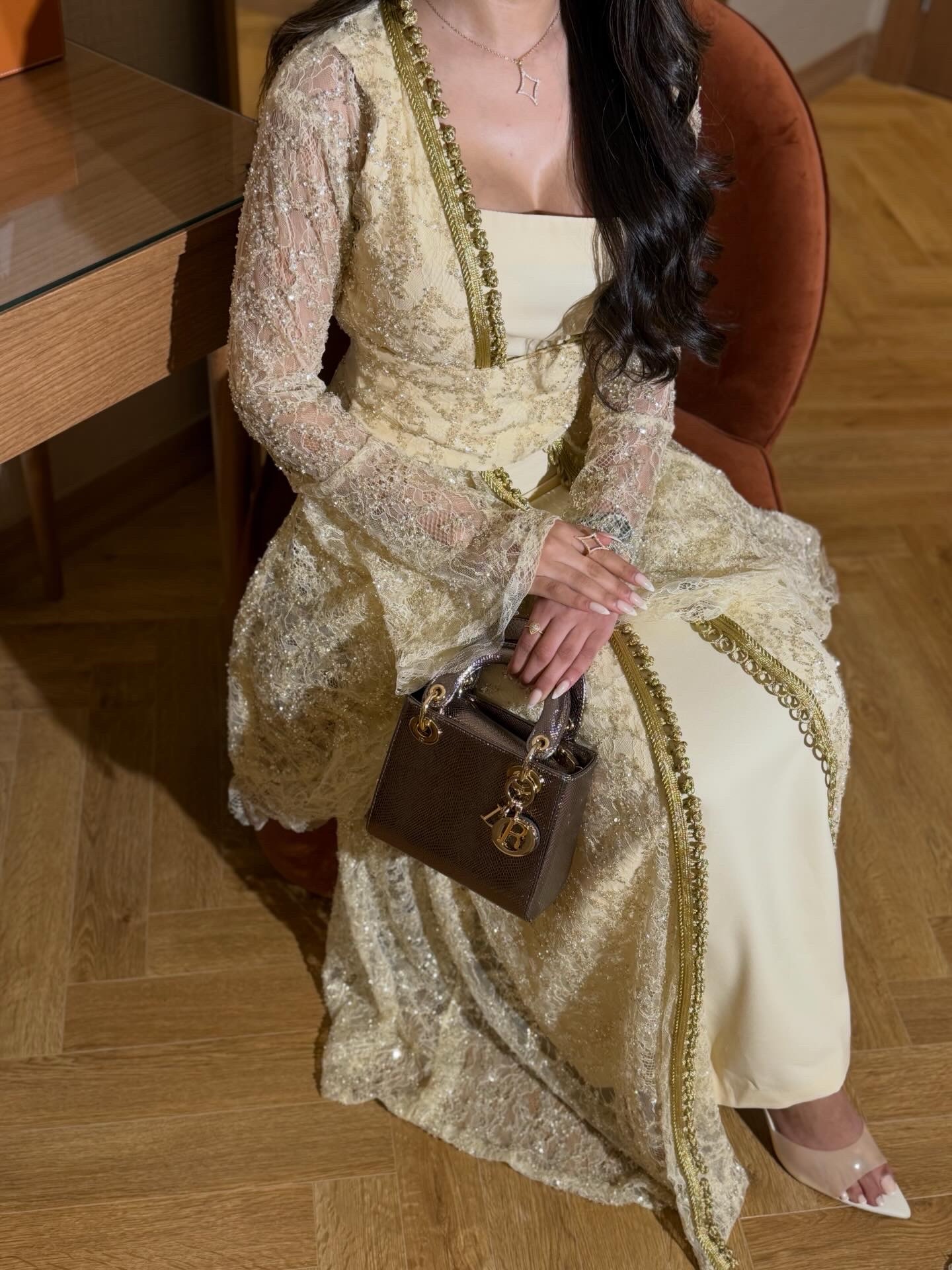 Lora caftan - الصورة 2